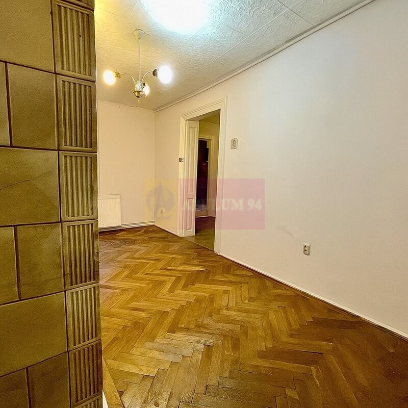 Raritate - Casa la curte Romana- Piata Victoriei zona Nicolae Iorga