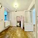 Raritate - Casa la curte Romana- Piata Victoriei zona Nicolae Iorga